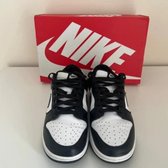 Women's Classic Casual Sneakers Nike - Picture 2 of 4